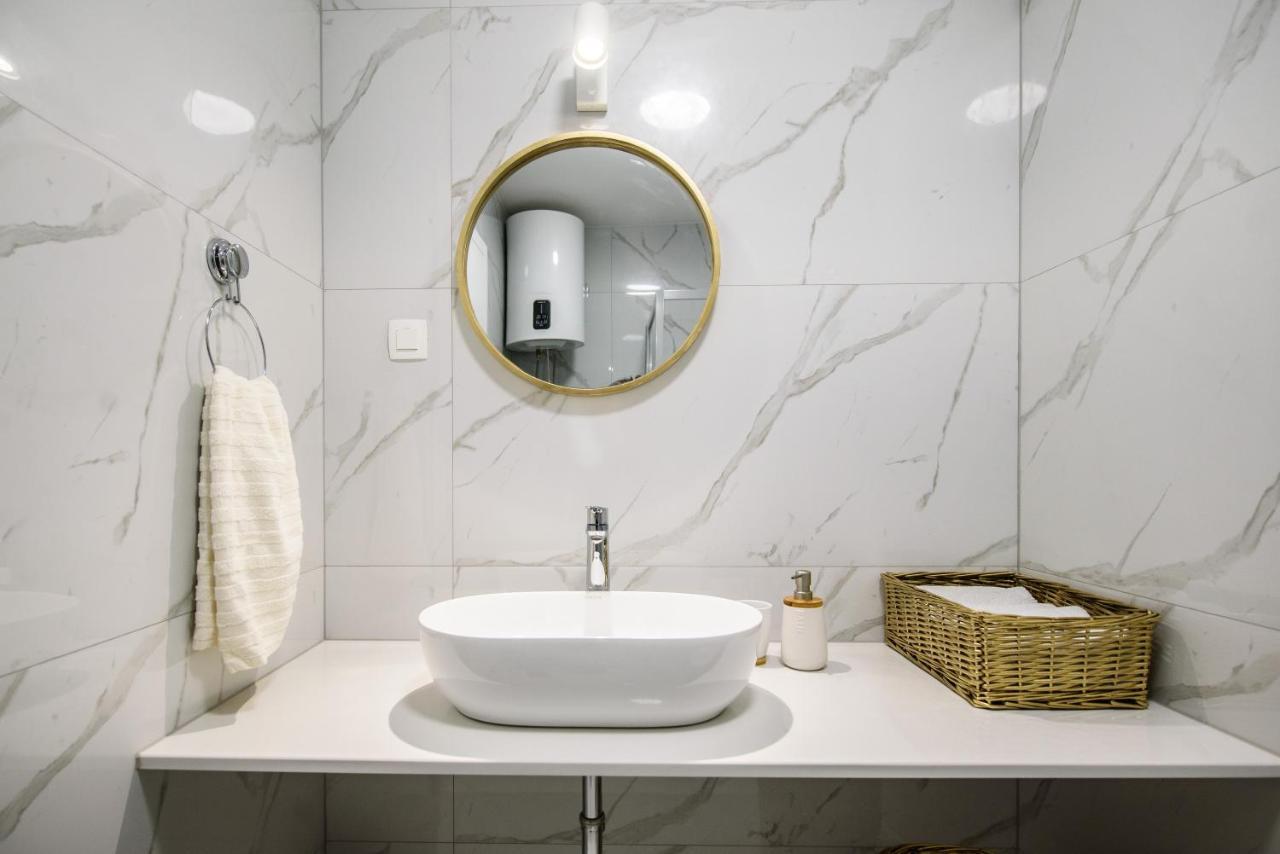 M&P- Lovely 1-Bedroom Condo With Free Parking Дубровник Экстерьер фото