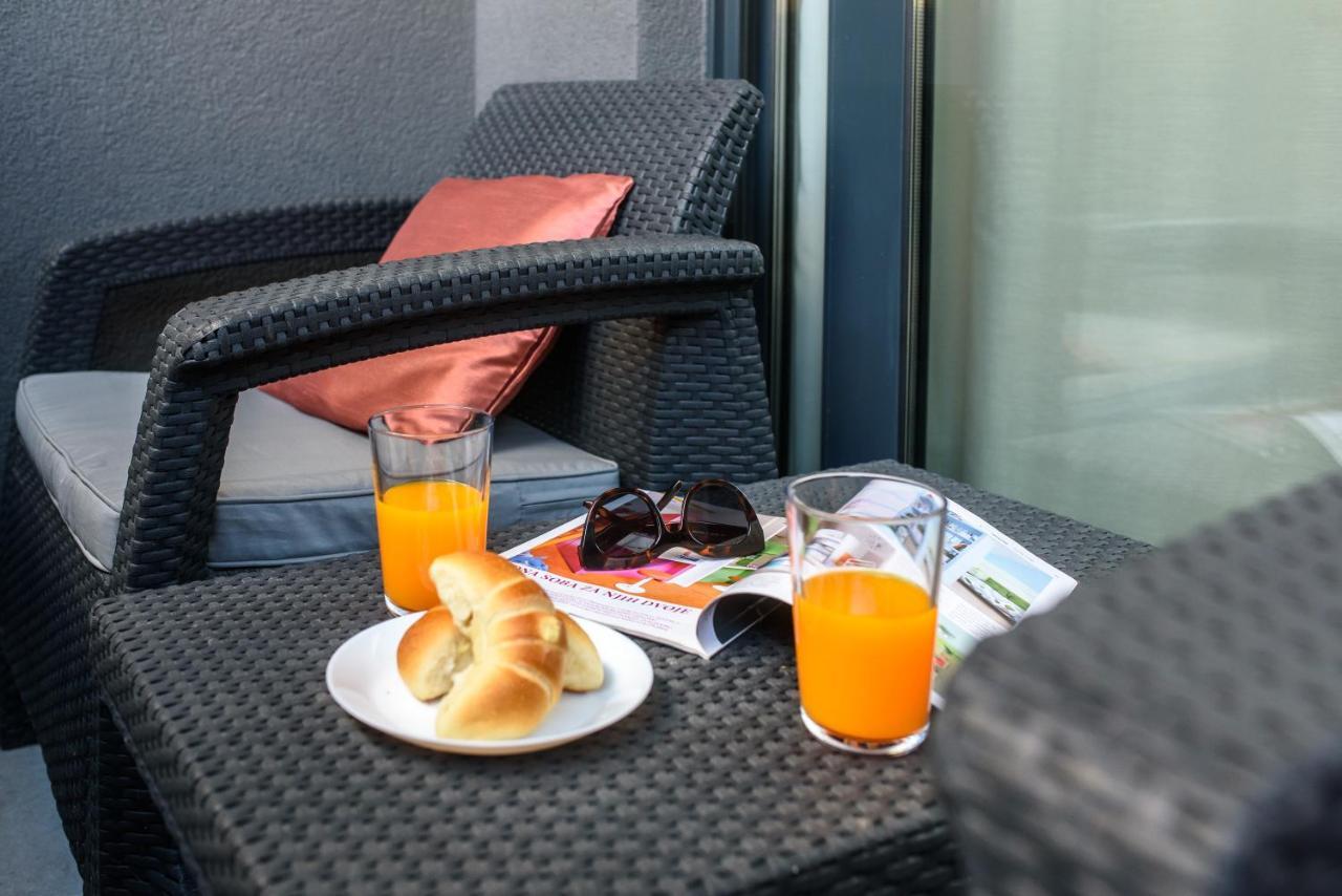 M&P- Lovely 1-Bedroom Condo With Free Parking Дубровник Экстерьер фото