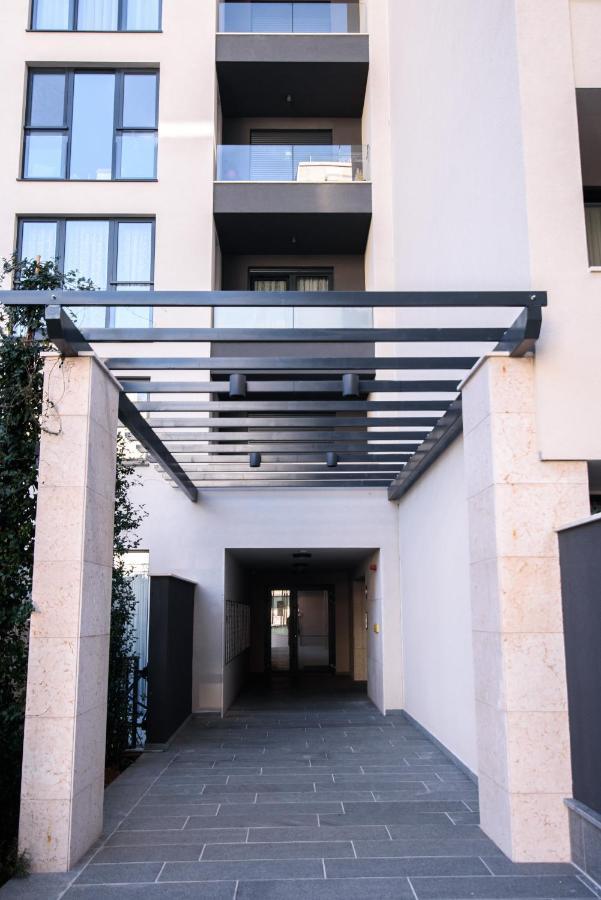 M&P- Lovely 1-Bedroom Condo With Free Parking Дубровник Экстерьер фото